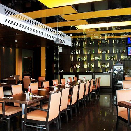 Отель Furamaxclusive Asoke, Бангкок Экстерьер фото